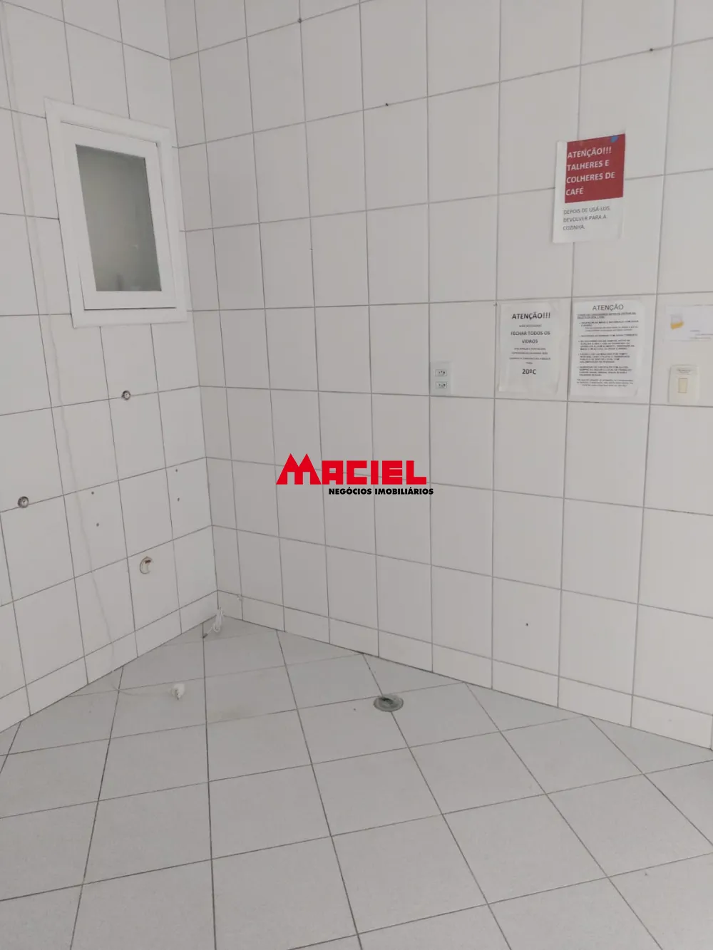 Alugar Casa / Condom&iacute;nio em S&atilde;o Jos&eacute; dos Campos R$ 8.000,00 - Foto 46