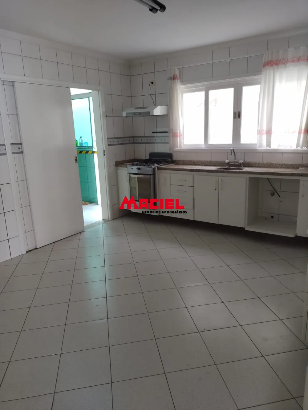 Alugar Casa / Condom&iacute;nio em S&atilde;o Jos&eacute; dos Campos R$ 8.000,00 - Foto 51