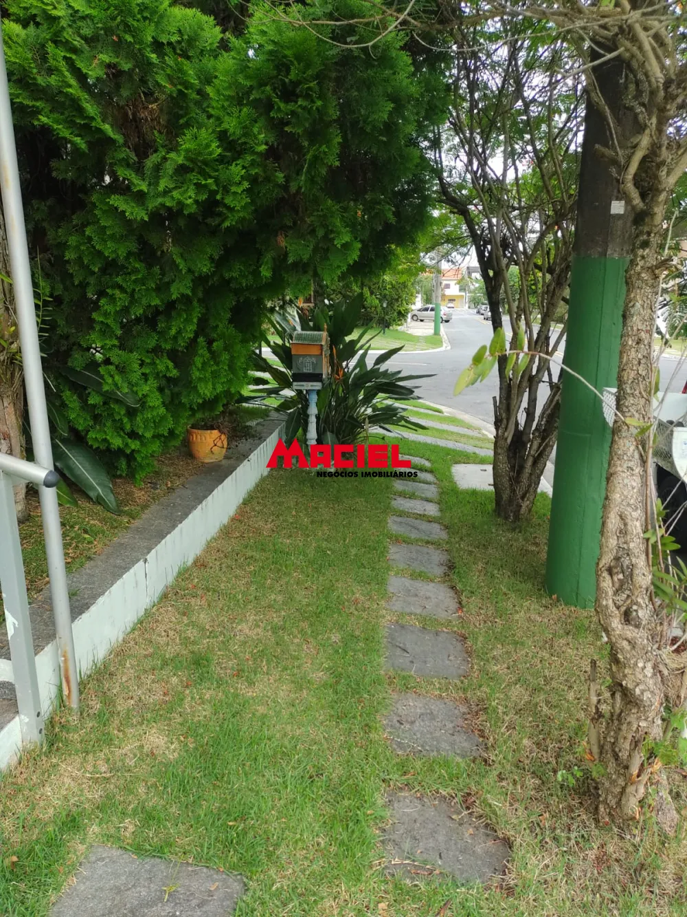 Alugar Casa / Condom&iacute;nio em S&atilde;o Jos&eacute; dos Campos R$ 8.000,00 - Foto 65