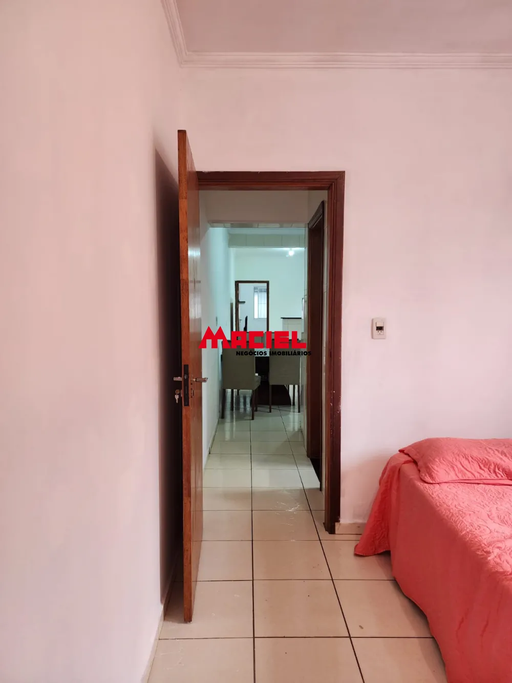 Comprar Casa / Padr&atilde;o em S&atilde;o Jos&eacute; dos Campos R$ 650.000,00 - Foto 3