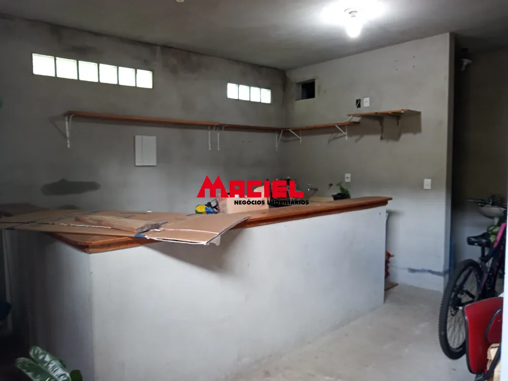Comprar Casa / Sobrado em Paraibuna R$ 300.000,00 - Foto 1