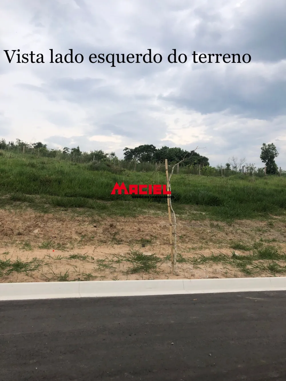 Comprar Terreno / Condom&iacute;nio em S&atilde;o Jos&eacute; dos Campos R$ 415.000,00 - Foto 1