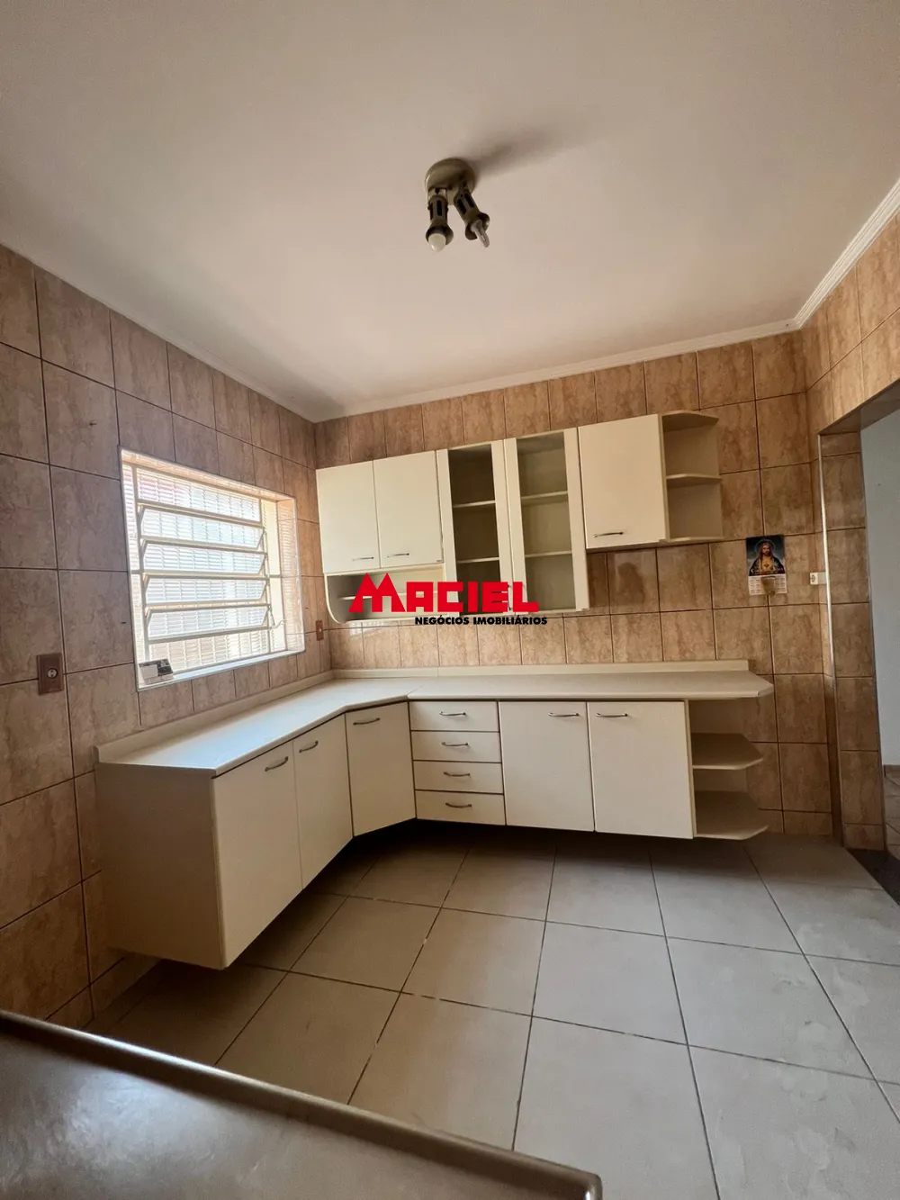 Comprar Casa / Sobrado em S&atilde;o Jos&eacute; dos Campos R$ 650.000,00 - Foto 3