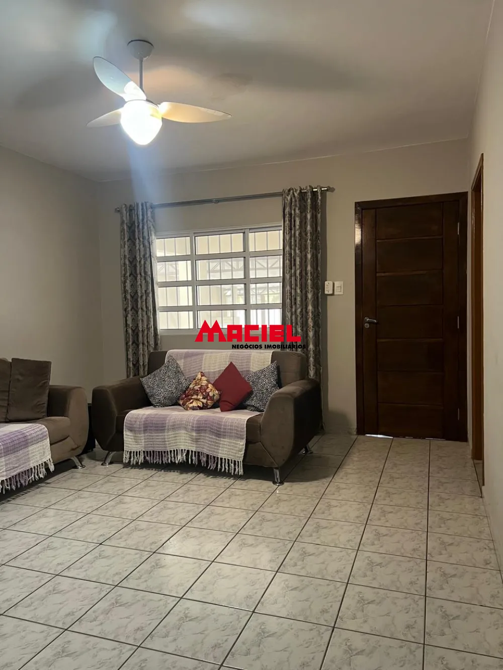 Comprar Casa / Padr&atilde;o em S&atilde;o Jos&eacute; dos Campos R$ 905.000,00 - Foto 5