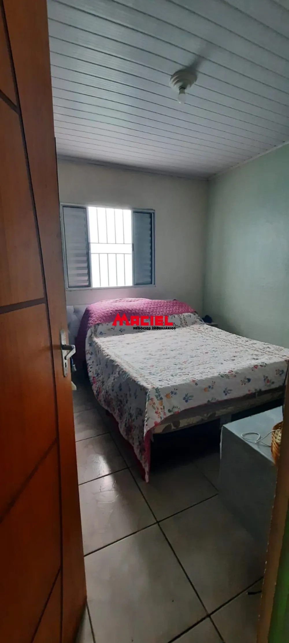 Comprar Casa / Padr&atilde;o em S&atilde;o Jos&eacute; dos Campos R$ 330.000,00 - Foto 1