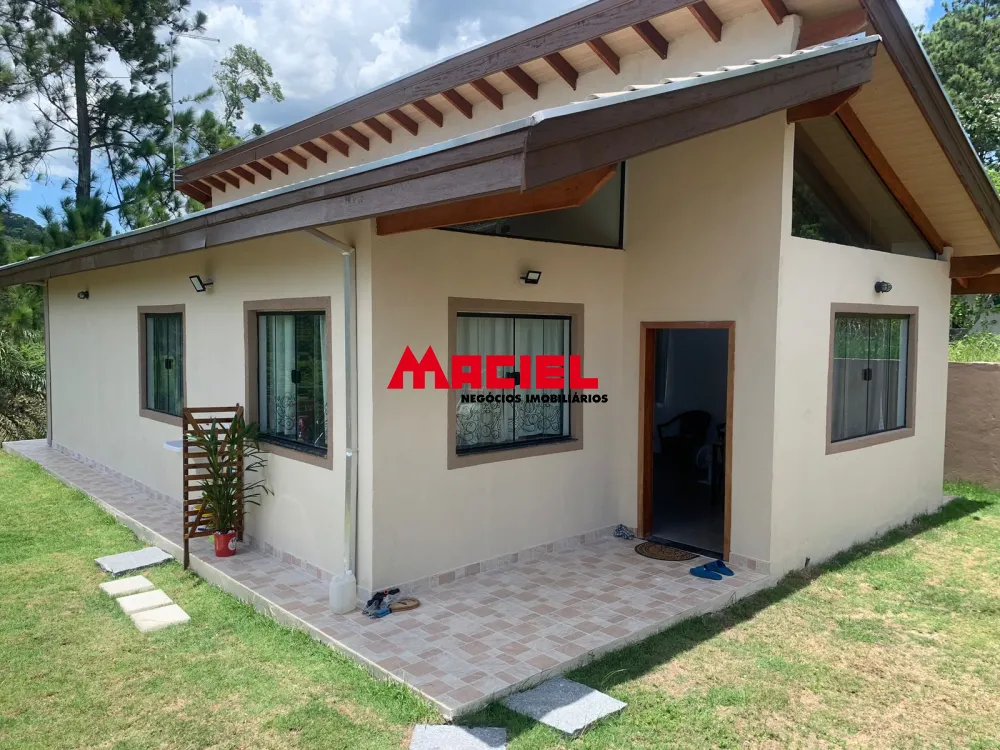 Comprar Casa / Padr&atilde;o em Caraguatatuba R$ 735.000,00 - Foto 1