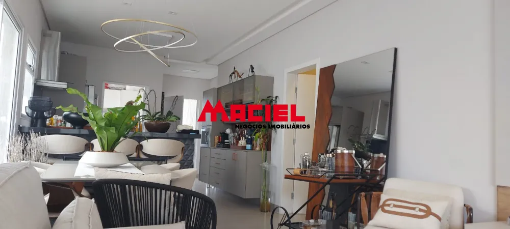 Comprar Casa / Condom&iacute;nio em Ca&ccedil;apava R$ 990.000,00 - Foto 1