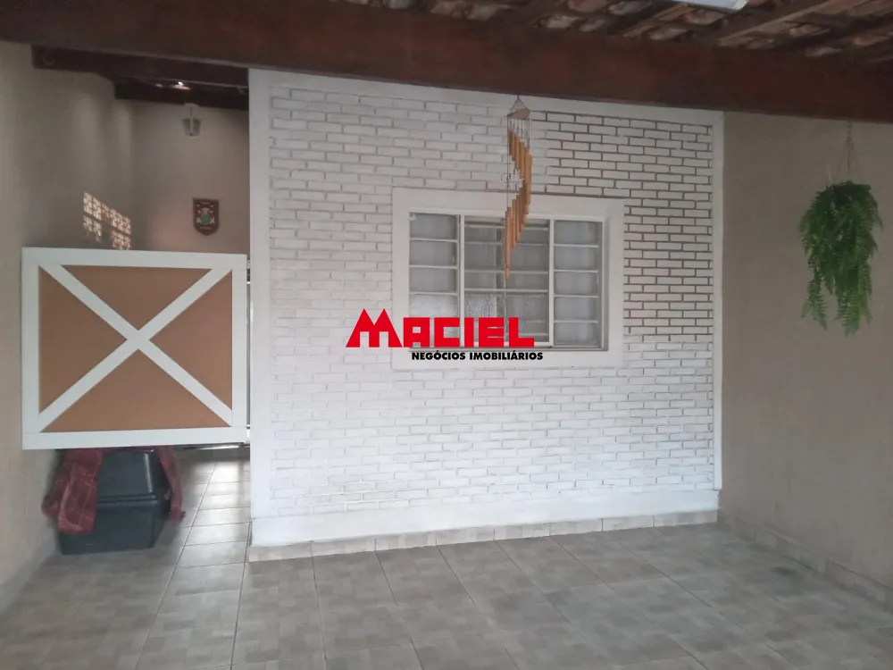 Comprar Casa / Padr&atilde;o em S&atilde;o Jos&eacute; dos Campos R$ 320.000,00 - Foto 1