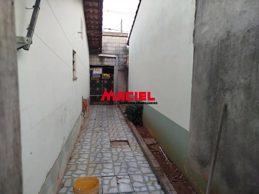 Comprar Casa / Padr&atilde;o em S&atilde;o Jos&eacute; dos Campos R$ 300.000,00 - Foto 1