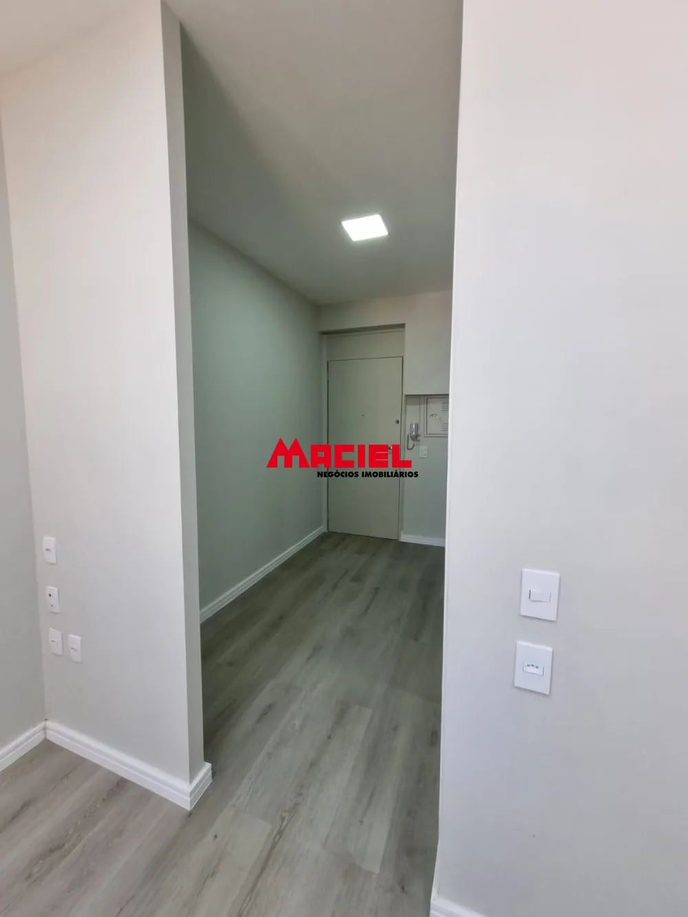 Comprar Comercial / Sala em S&atilde;o Jos&eacute; dos Campos R$ 170.000,00 - Foto 9