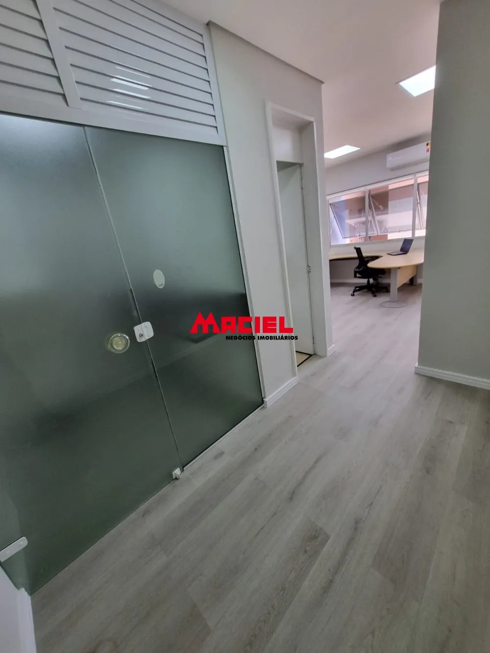 Comprar Comercial / Sala em S&atilde;o Jos&eacute; dos Campos R$ 170.000,00 - Foto 5