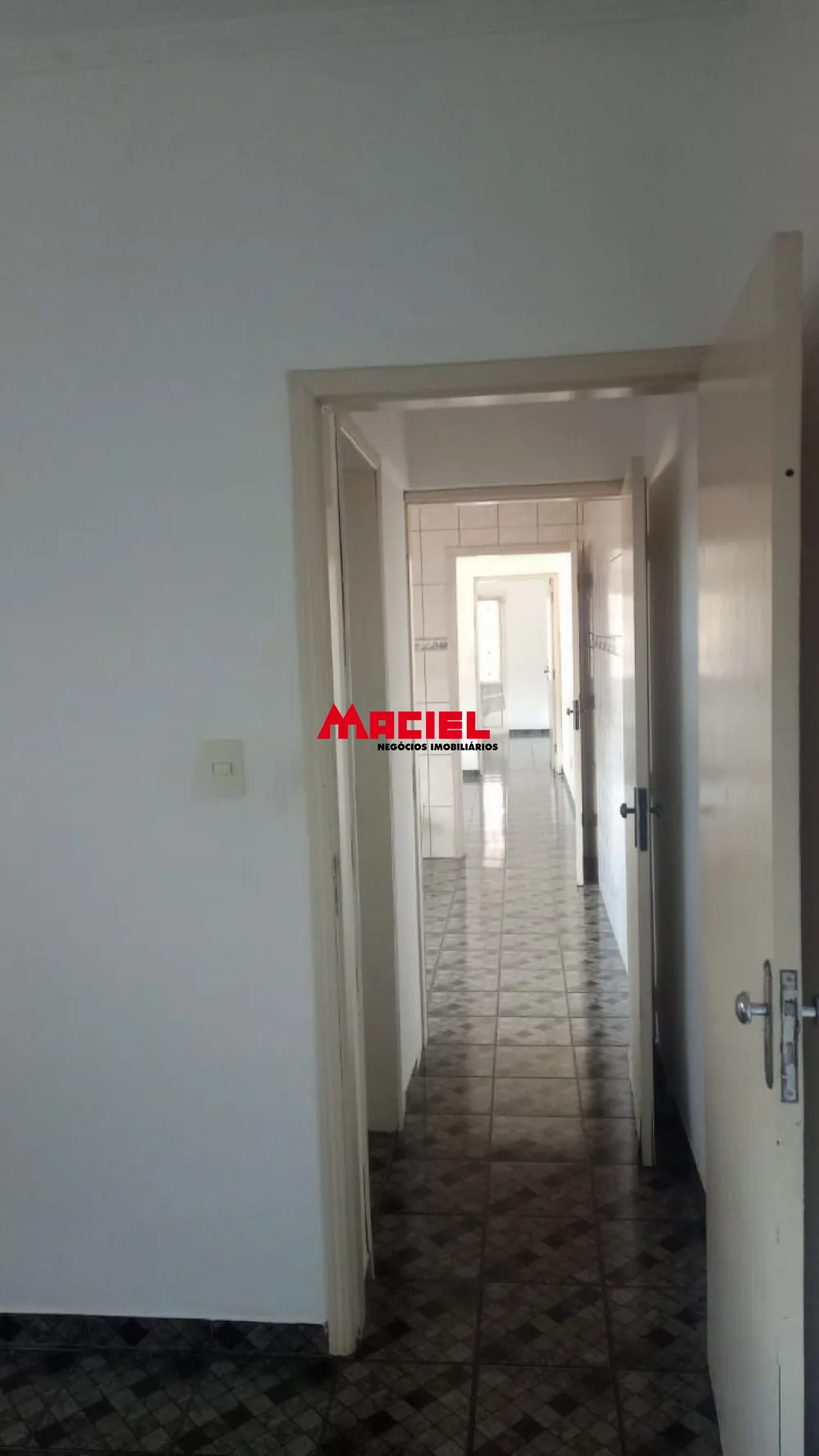 Comprar Casa / Sobrado em S&atilde;o Jos&eacute; dos Campos R$ 450.000,00 - Foto 5