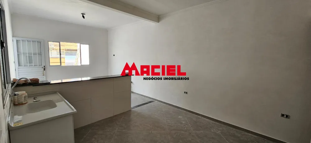 Comprar Casa / Padr&atilde;o em S&atilde;o Jos&eacute; dos Campos R$ 410.000,00 - Foto 2