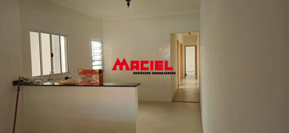 Comprar Casa / Padr&atilde;o em S&atilde;o Jos&eacute; dos Campos R$ 410.000,00 - Foto 3