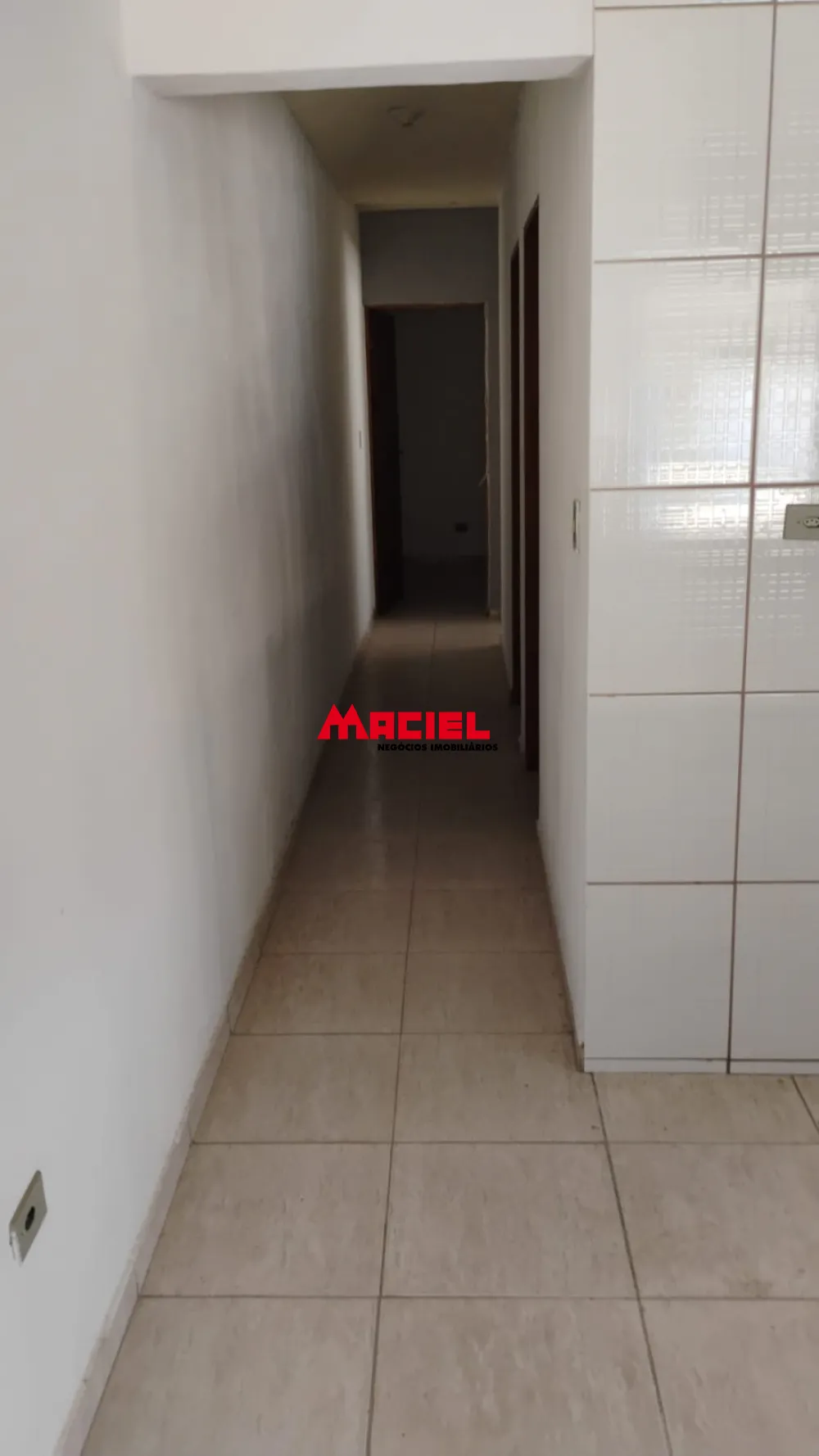 Alugar Casa / Padr&atilde;o em S&atilde;o Jos&eacute; dos Campos R$ 1.500,00 - Foto 4