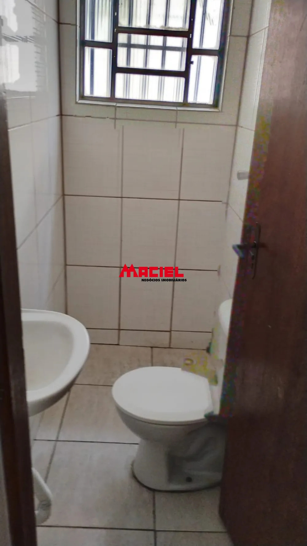 Alugar Casa / Padr&atilde;o em S&atilde;o Jos&eacute; dos Campos R$ 1.500,00 - Foto 9