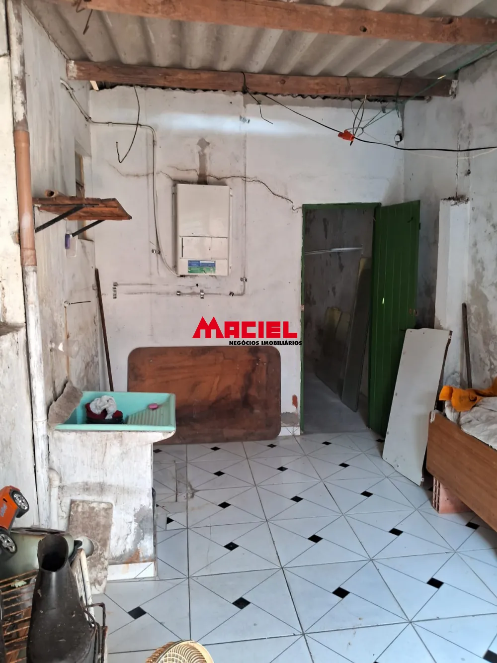 Comprar Casa / Padr&atilde;o em S&atilde;o Jos&eacute; dos Campos R$ 350.000,00 - Foto 2