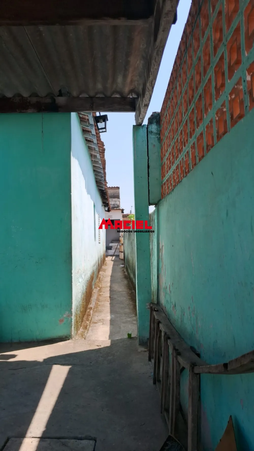 Comprar Casa / Padr&atilde;o em S&atilde;o Jos&eacute; dos Campos R$ 350.000,00 - Foto 3