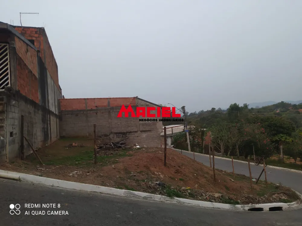 Comprar Terreno / Padr&atilde;o em S&atilde;o Jos&eacute; dos Campos R$ 140.000,00 - Foto 1