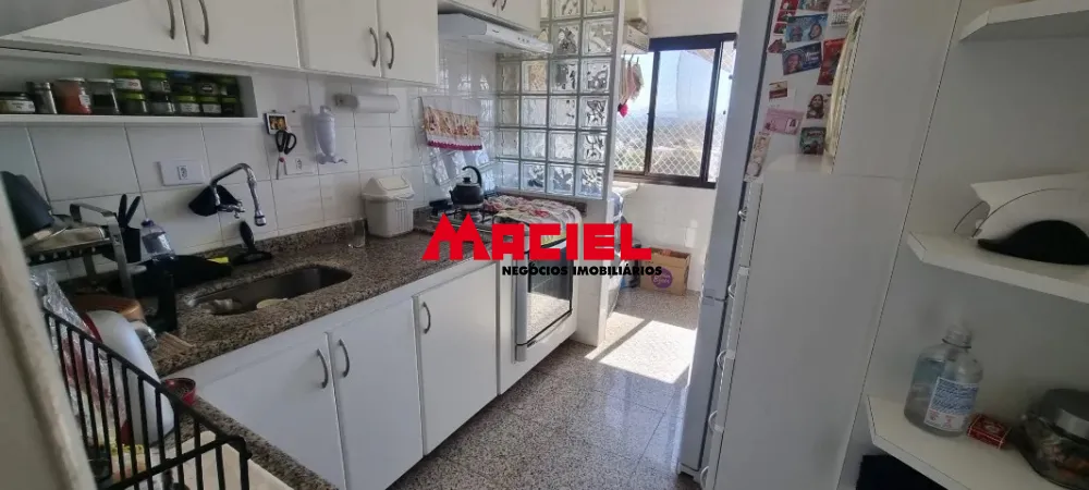 Comprar Apartamento / Padr&atilde;o em S&atilde;o Jos&eacute; dos Campos R$ 389.000,00 - Foto 12