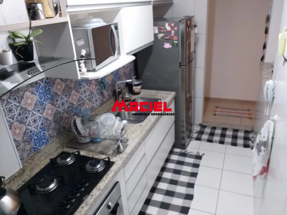 Comprar Apartamento / Padr&atilde;o em S&atilde;o Jos&eacute; dos Campos R$ 370.000,00 - Foto 11