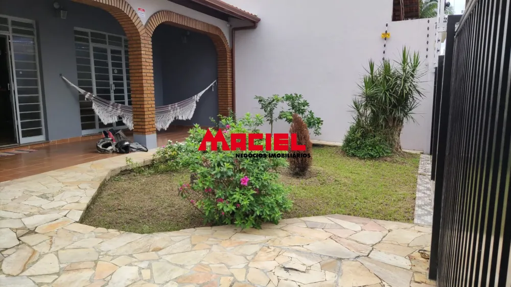 Comprar Casa / Padr&atilde;o em Ubatuba R$ 1.000.000,00 - Foto 6