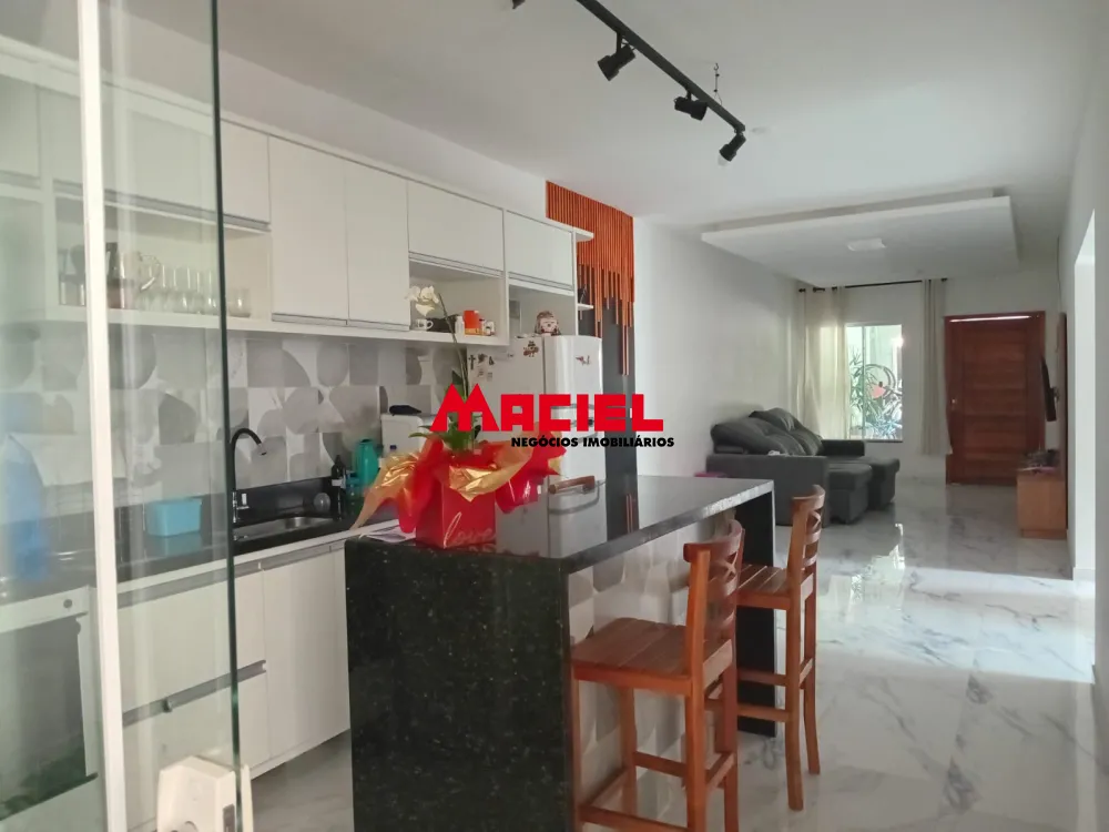Comprar Casa / Padr&atilde;o em S&atilde;o Jos&eacute; dos Campos R$ 760.000,00 - Foto 2