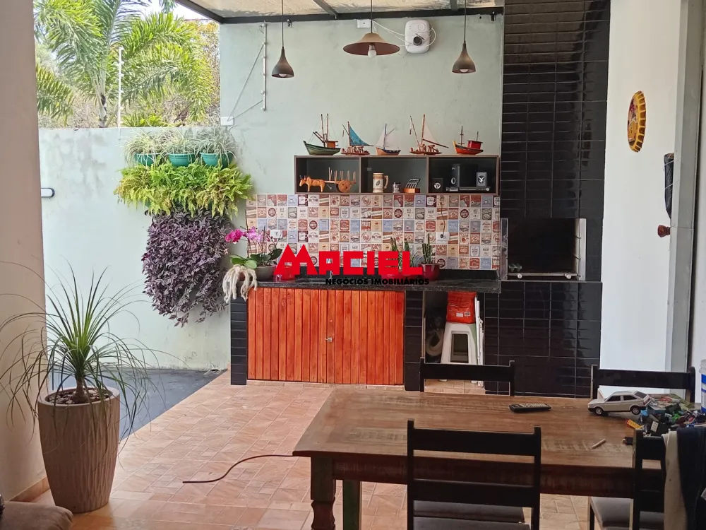 Comprar Casa / Padr&atilde;o em S&atilde;o Jos&eacute; dos Campos R$ 760.000,00 - Foto 1