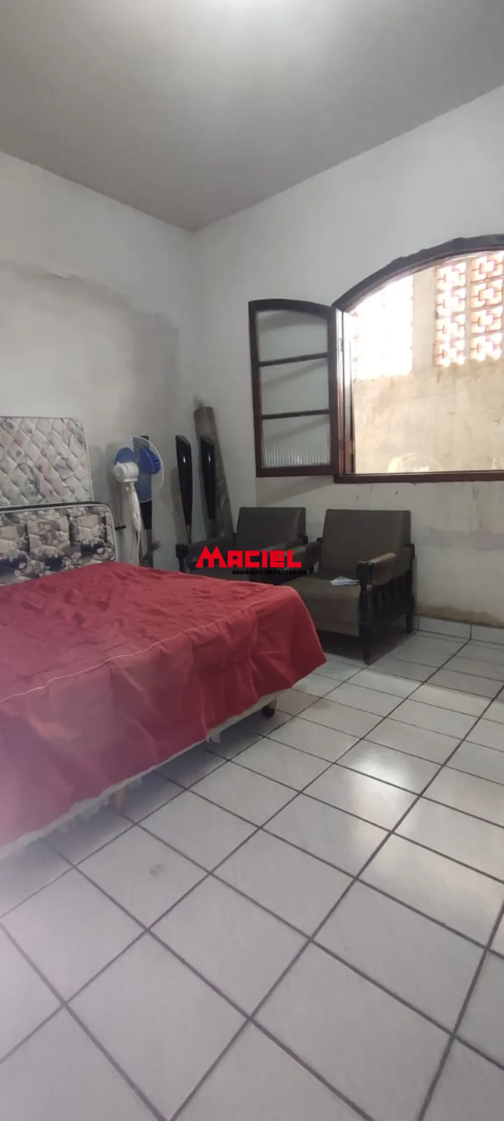 Comprar Casa / Padr&atilde;o em S&atilde;o Jos&eacute; dos Campos R$ 450.000,00 - Foto 4