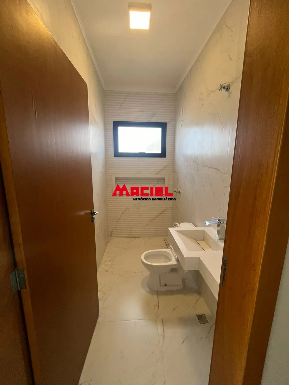 Comprar Casa / Condom&iacute;nio em Ca&ccedil;apava R$ 1.060.000,00 - Foto 14