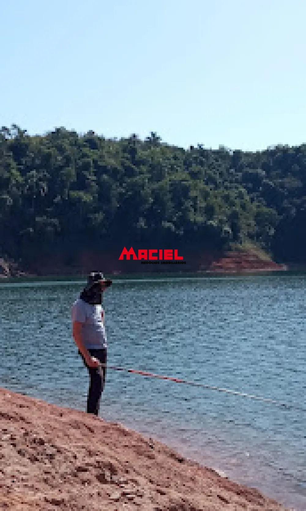 Comprar Terreno / Condom&iacute;nio em Santa Branca R$ 220.000,00 - Foto 3