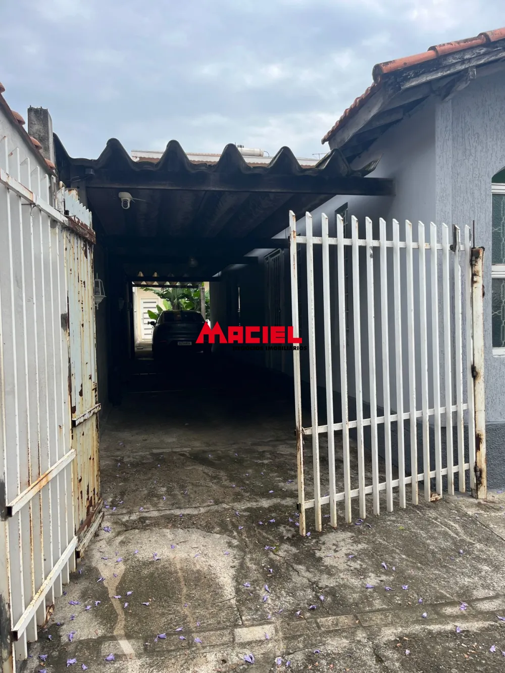 Alugar Comercial / Ponto Comercial em S&atilde;o Jos&eacute; dos Campos R$ 3.800,00 - Foto 5