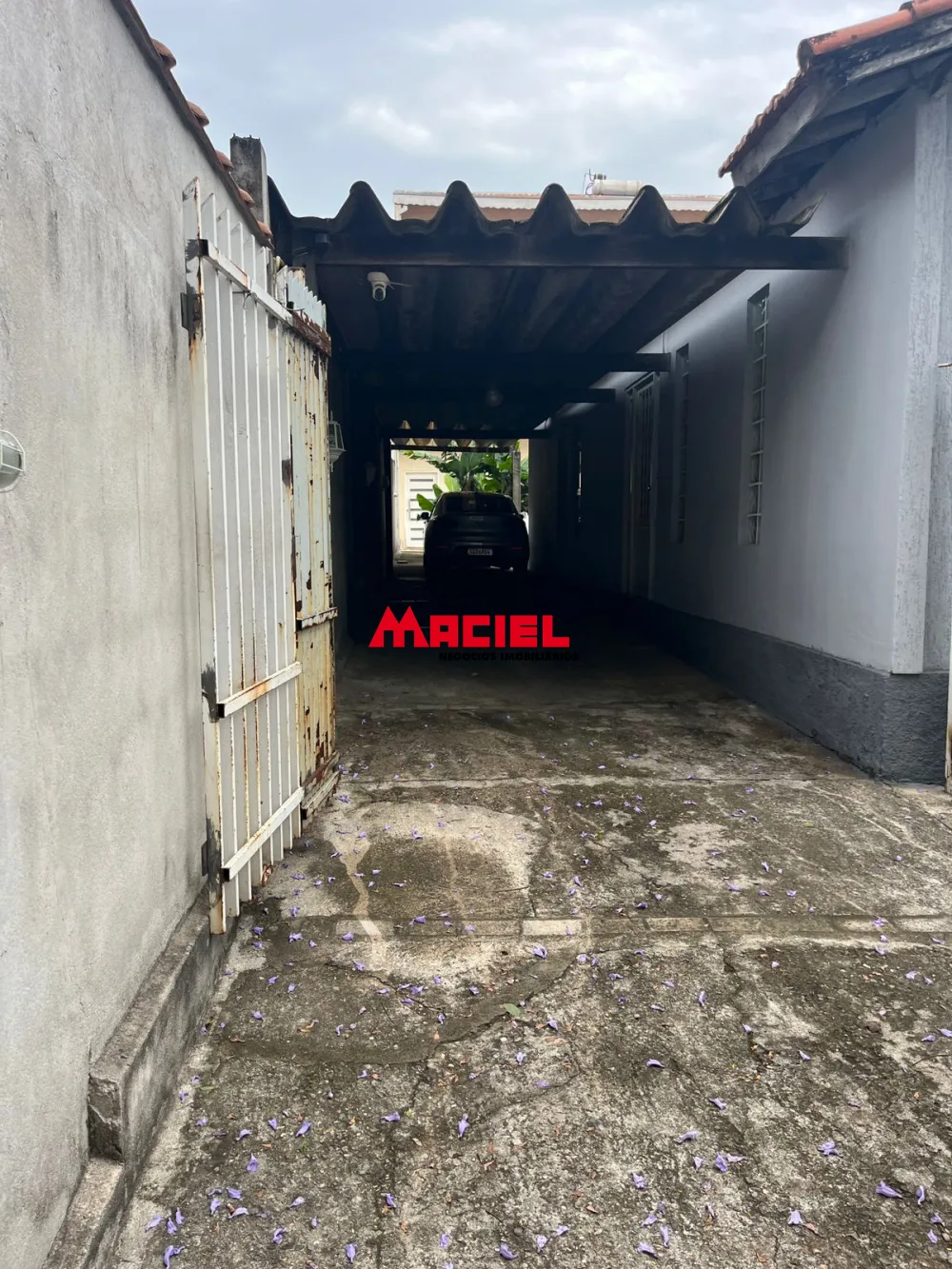 Alugar Comercial / Ponto Comercial em S&atilde;o Jos&eacute; dos Campos R$ 3.800,00 - Foto 6