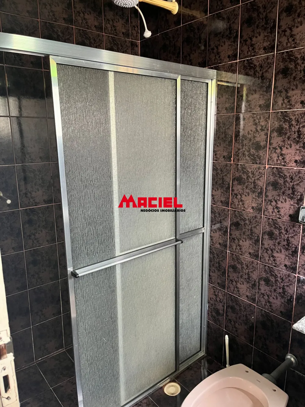 Alugar Comercial / Ponto Comercial em S&atilde;o Jos&eacute; dos Campos R$ 3.800,00 - Foto 21