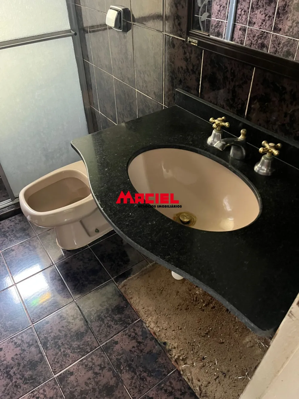 Alugar Comercial / Ponto Comercial em S&atilde;o Jos&eacute; dos Campos R$ 3.800,00 - Foto 27