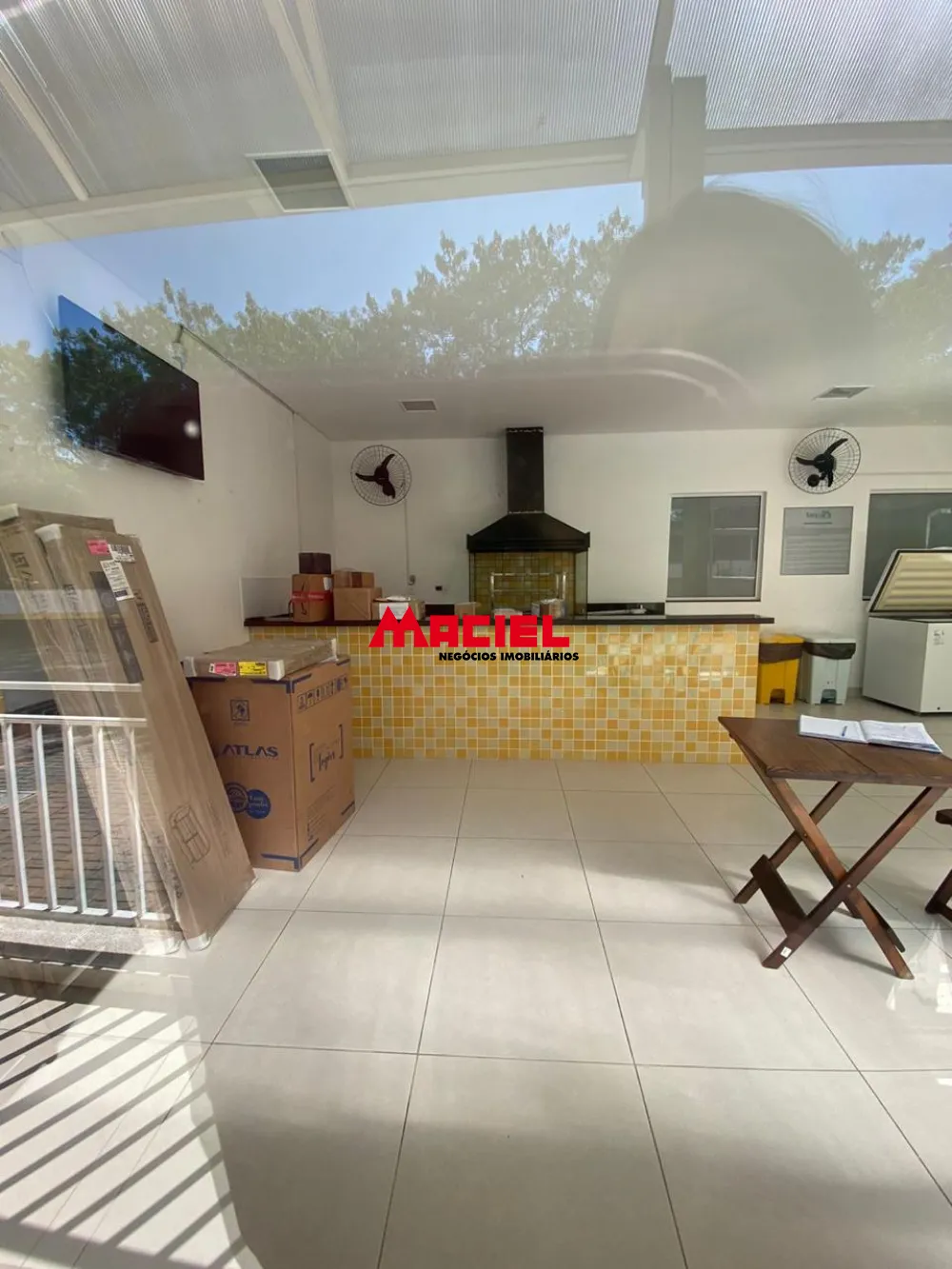 Alugar Apartamento / Padr&atilde;o em S&atilde;o Jos&eacute; dos Campos R$ 1.500,00 - Foto 11