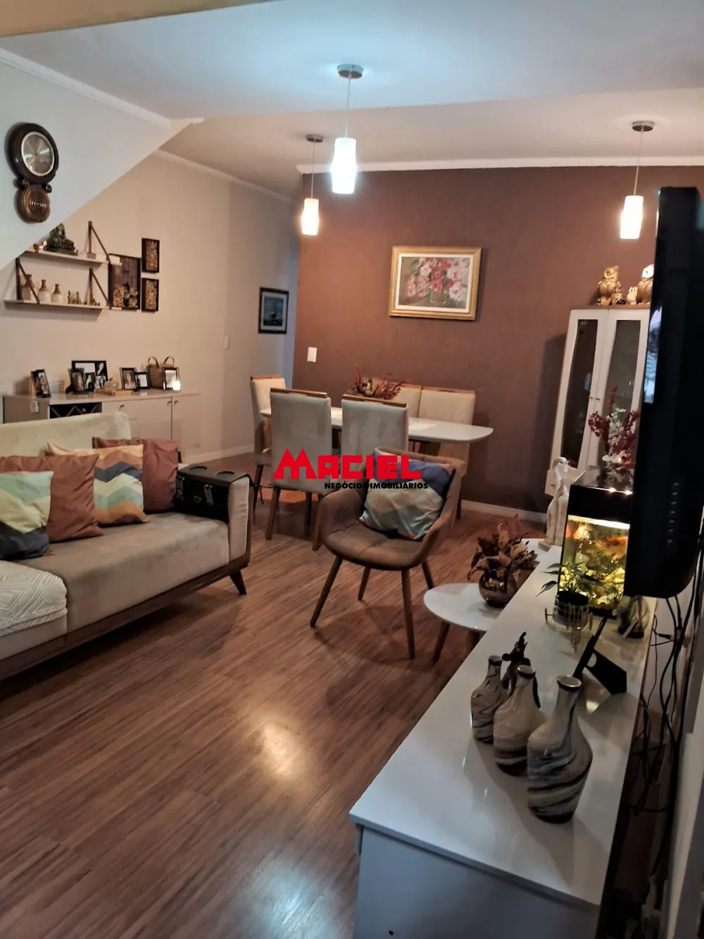 Comprar Casa / Sobrado em S&atilde;o Jos&eacute; dos Campos R$ 685.000,00 - Foto 3