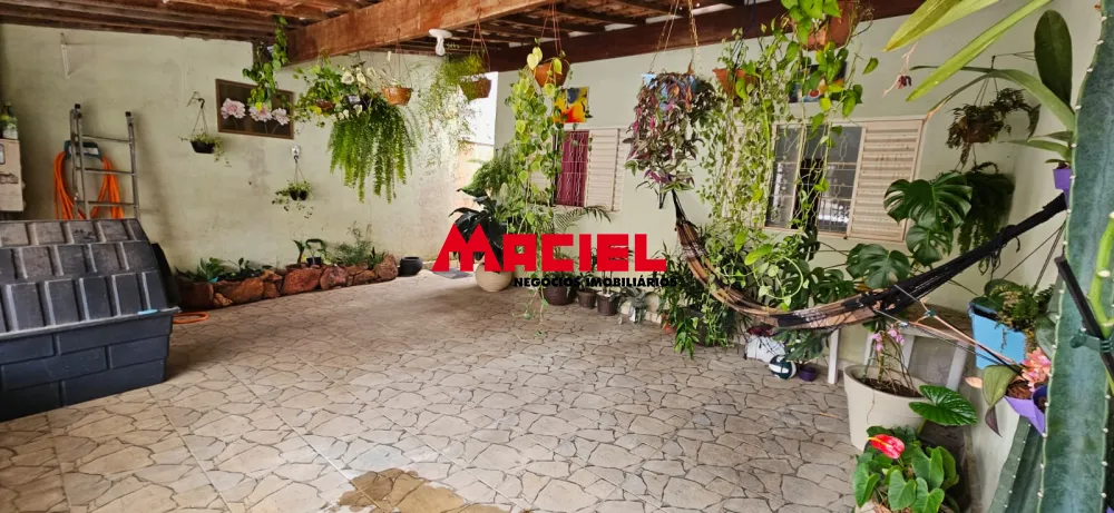 Comprar Casa / Padr&atilde;o em S&atilde;o Jos&eacute; dos Campos R$ 350.000,00 - Foto 1