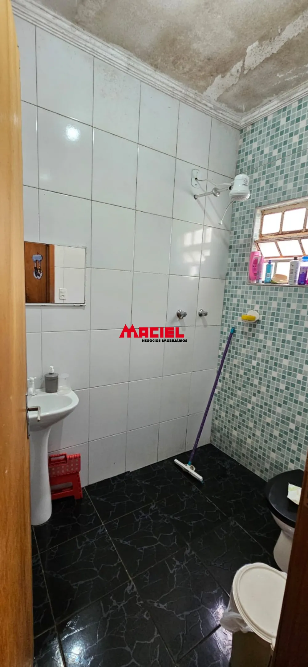 Comprar Casa / Padr&atilde;o em S&atilde;o Jos&eacute; dos Campos R$ 350.000,00 - Foto 11