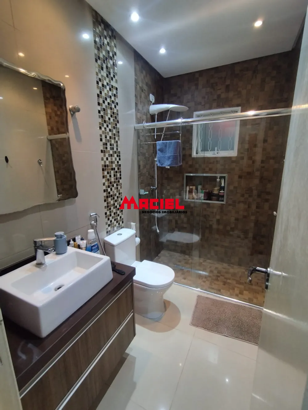 Comprar Casa / Padr&atilde;o em S&atilde;o Jos&eacute; dos Campos R$ 1.000.000,00 - Foto 7