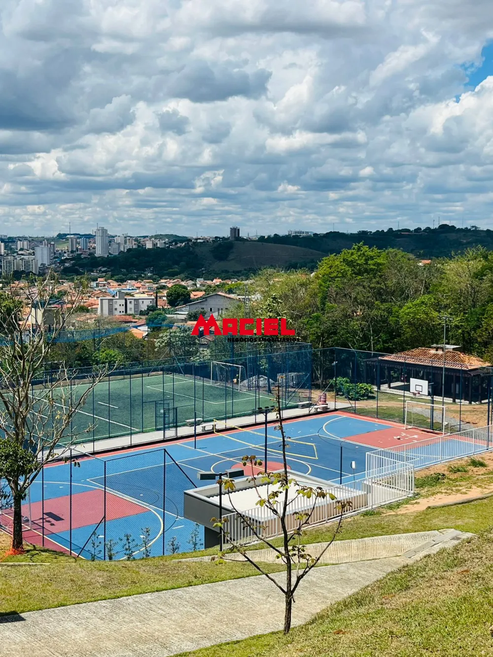 Comprar Terreno / Condom&iacute;nio em Jacare&iacute; R$ 350.000,00 - Foto 1