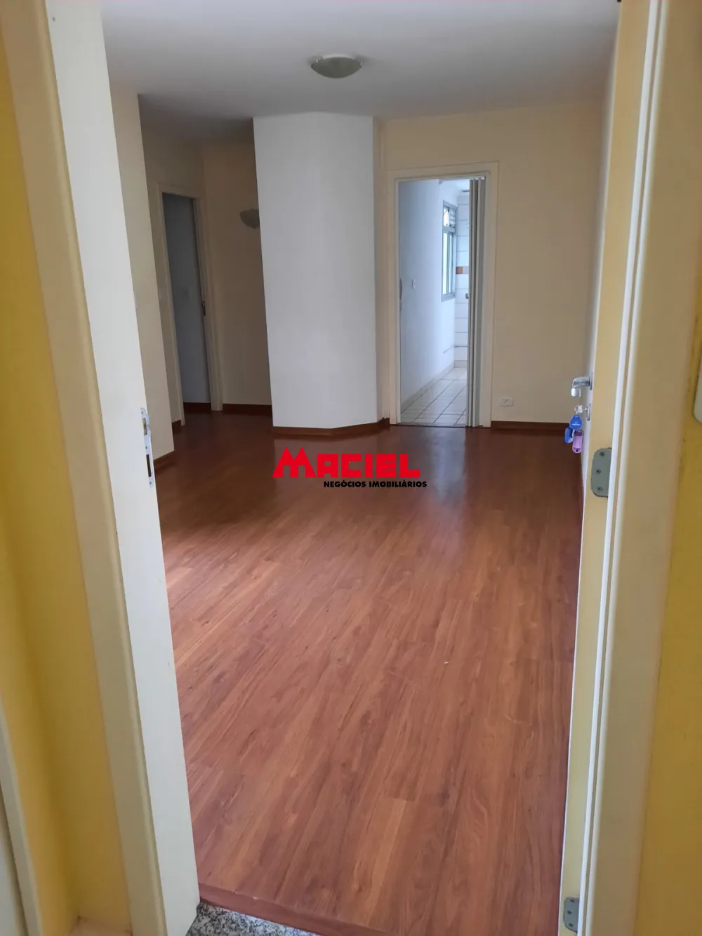 Alugar Apartamento / Padr&atilde;o em S&atilde;o Jos&eacute; dos Campos R$ 2.230,00 - Foto 12