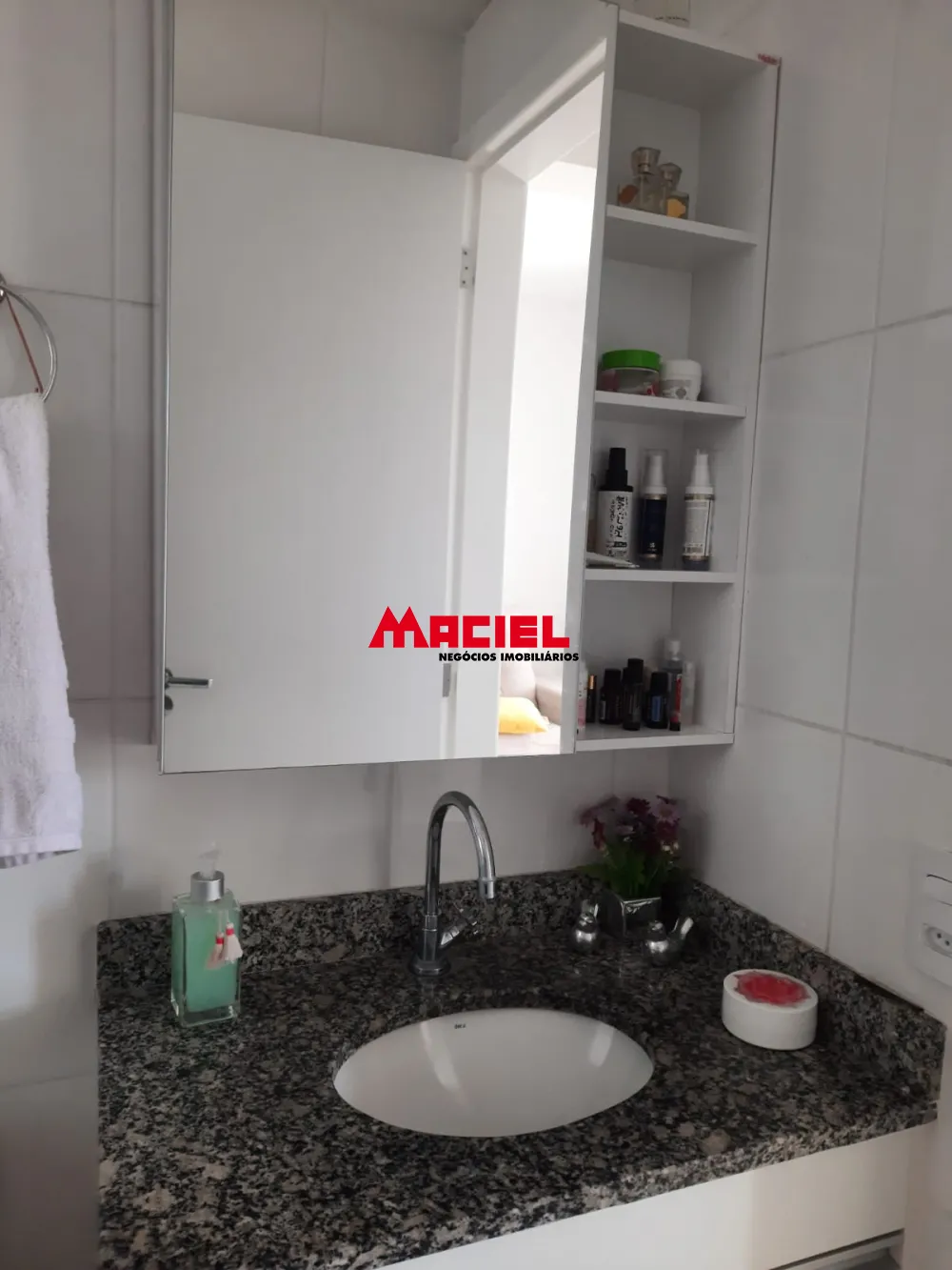 Comprar Apartamento / Padr&atilde;o em Jacare&iacute; R$ 500.000,00 - Foto 14