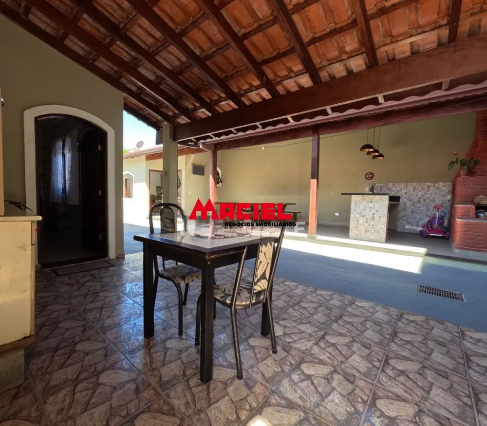 Comprar Casa / Padr&atilde;o em Caraguatatuba R$ 1.060.000,00 - Foto 2