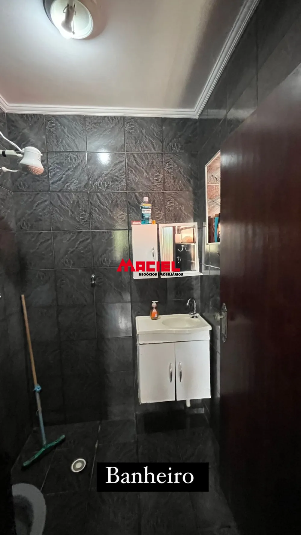 Comprar Casa / Padr&atilde;o em S&atilde;o Jos&eacute; dos Campos R$ 535.000,00 - Foto 3