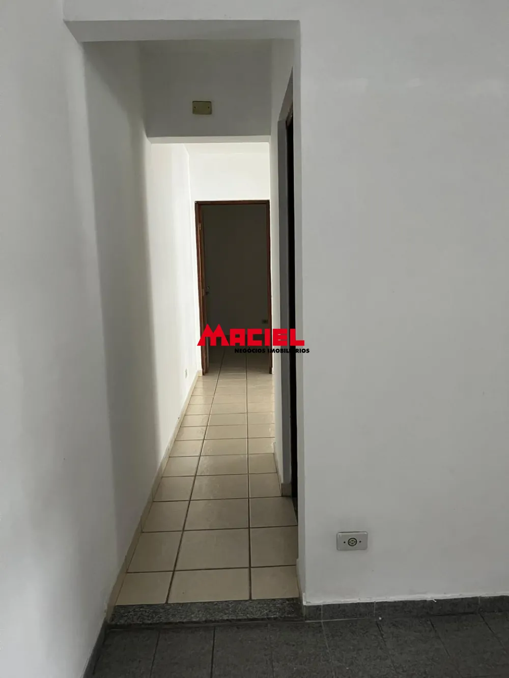 Comprar Comercial / Fundo em S&atilde;o Jos&eacute; dos Campos R$ 852.000,00 - Foto 14