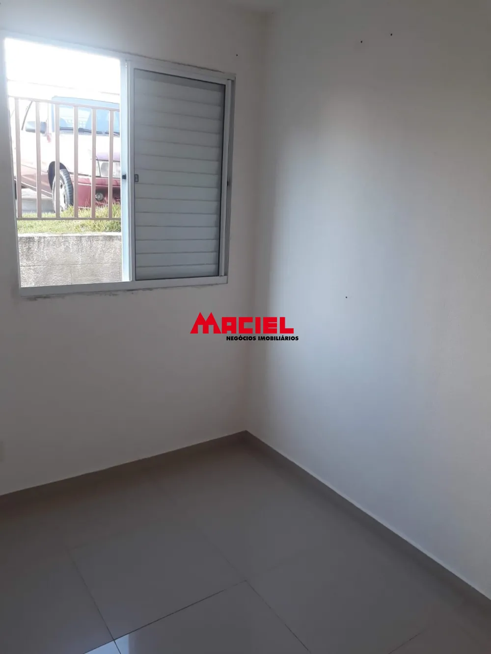 Alugar Apartamento / Padr&atilde;o em S&atilde;o Jos&eacute; dos Campos R$ 880,00 - Foto 1