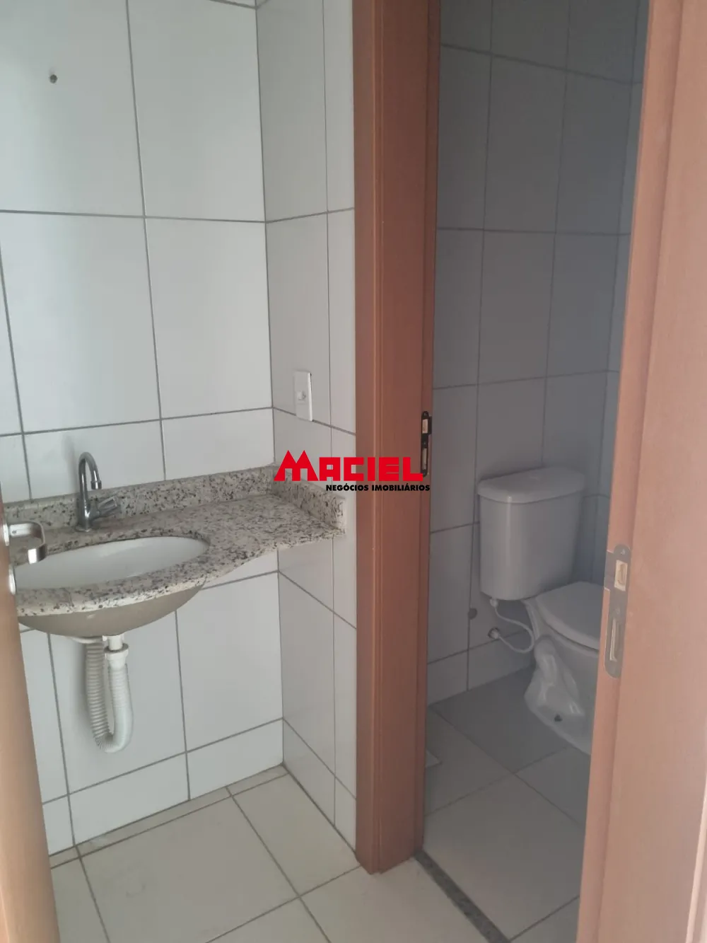 Alugar Comercial / Sala em S&atilde;o Jos&eacute; dos Campos R$ 2.000,00 - Foto 13