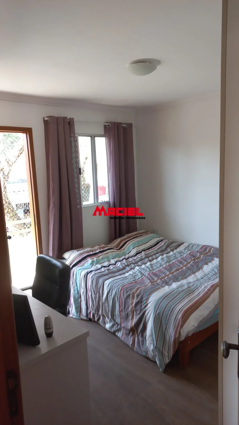 Alugar Casa / Sobrado em S&atilde;o Jos&eacute; dos Campos R$ 3.200,00 - Foto 6