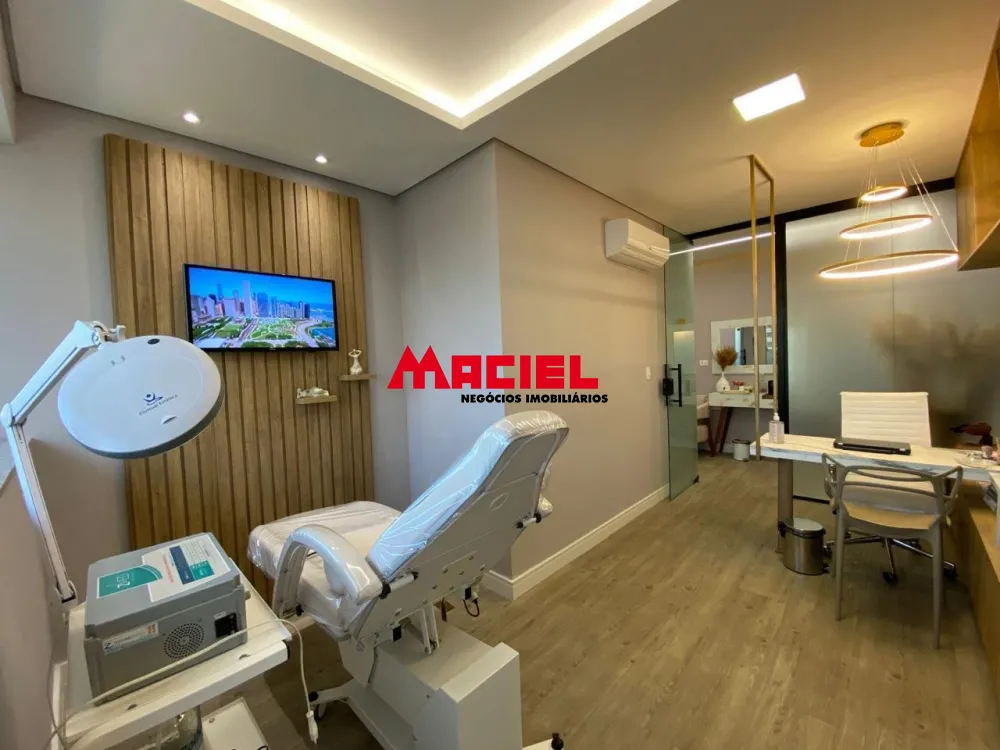 Alugar Comercial / Sala em S&atilde;o Jos&eacute; dos Campos R$ 5.810,00 - Foto 2